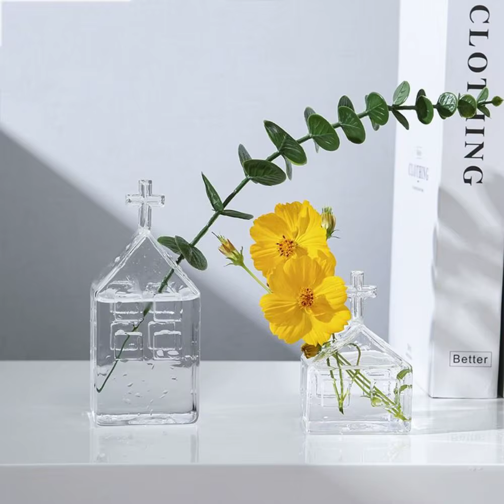 Vase en verre en forme de maison Simple