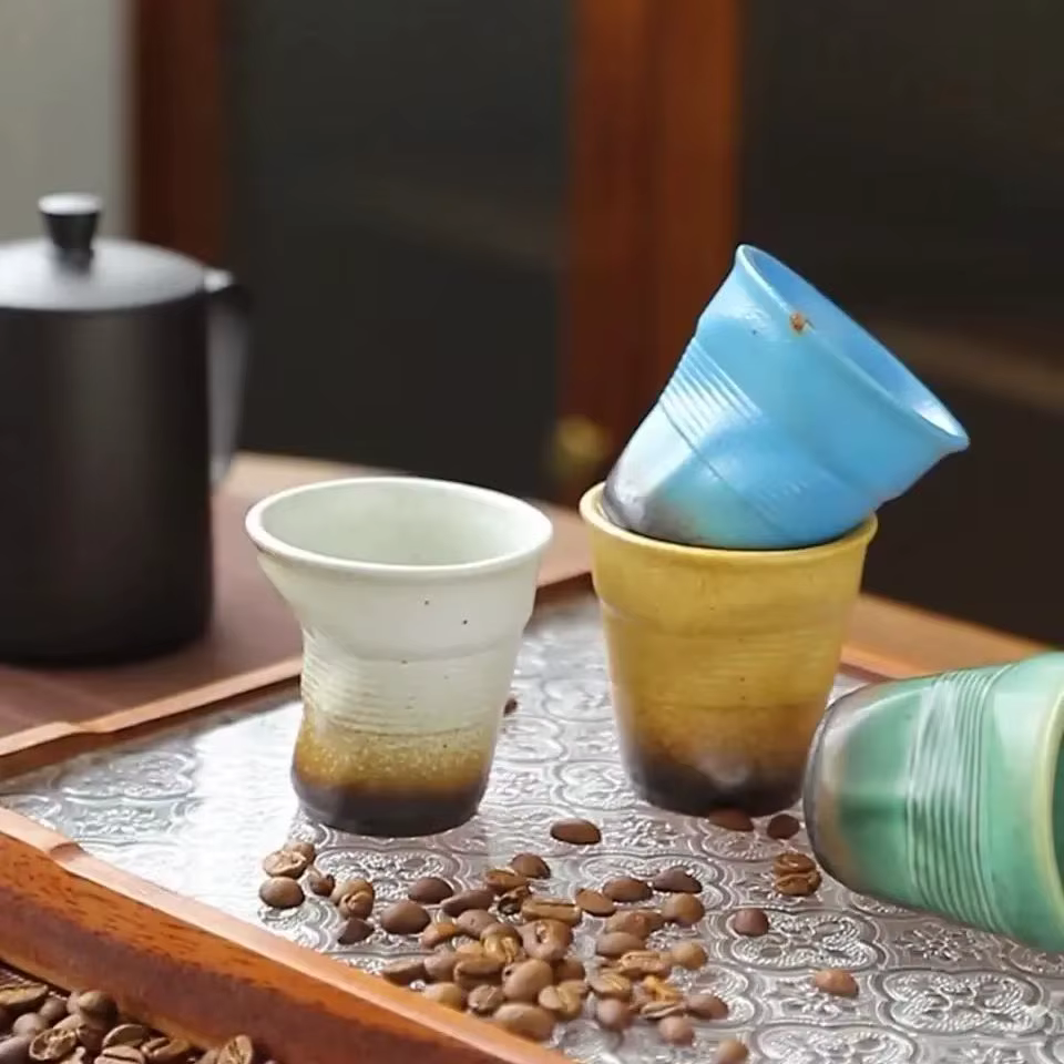 Mini tasse à café irrégulière créative de 3/6oz