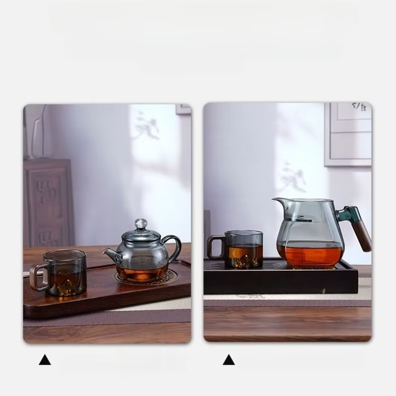 Petites tasses en verre gris fumé