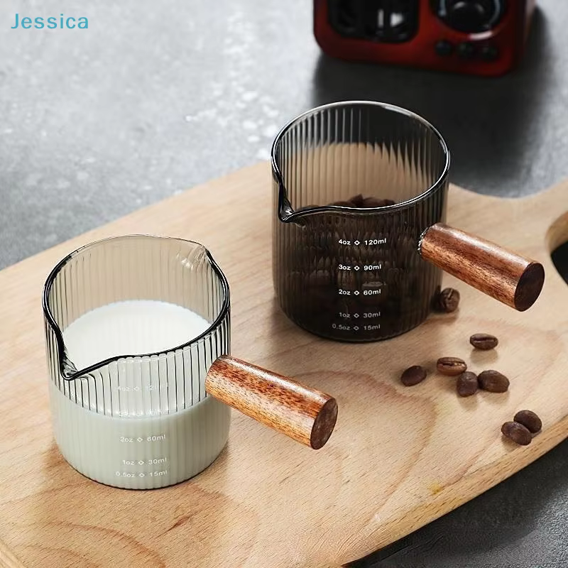 ♥ Tasse à mousse de lait en verre côtelé avec poignée en bois