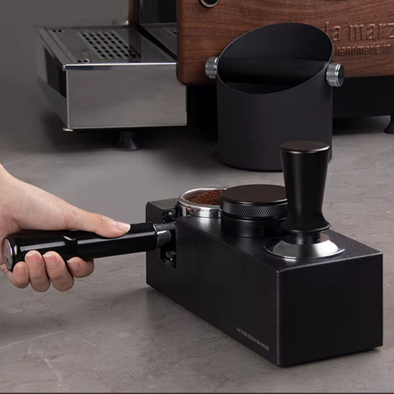 Tamper à café à pression constante