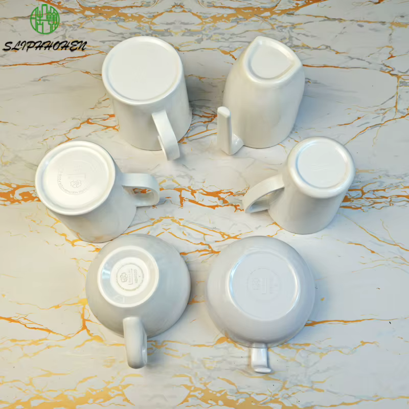 Tasse à coffre ronde blanche