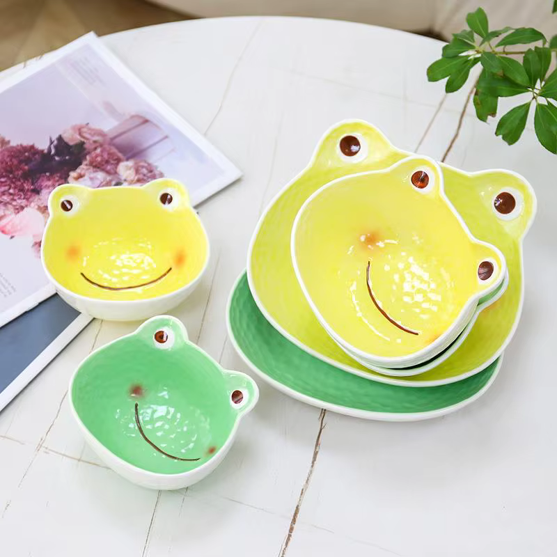 Ensemble de bols et assiettes en céramique de dessin animé japonais pour enfants