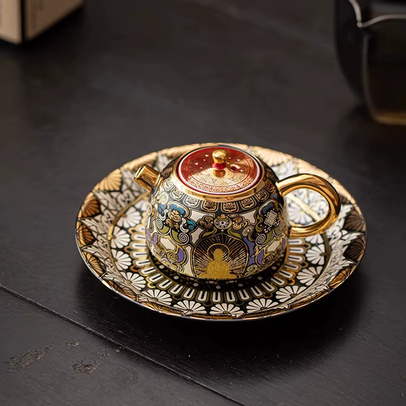 Un théière en céramique chinoise haut de gamme et rétro