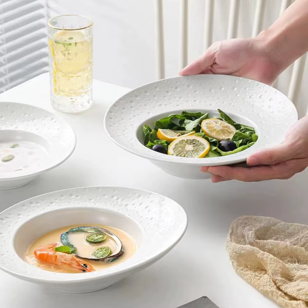 Assiette à salade créative française