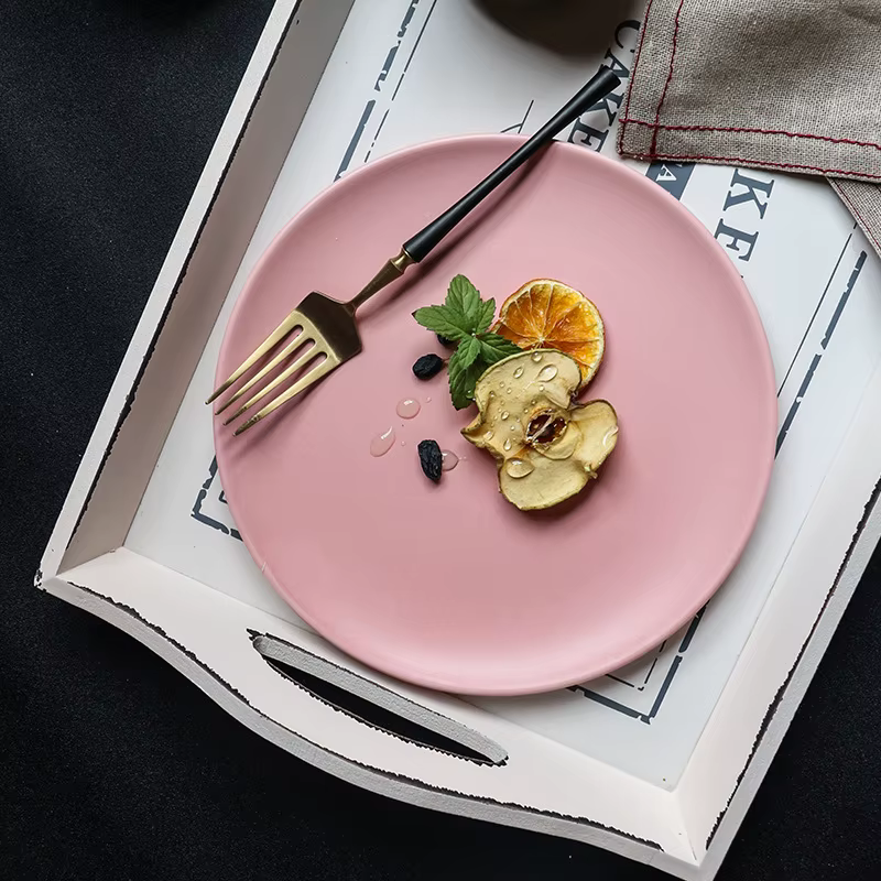 Assiettes rose mat de 4 tailles