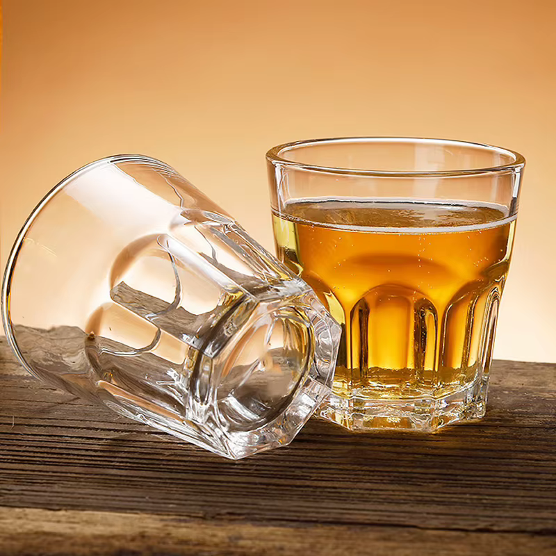 Verres en verre transparent