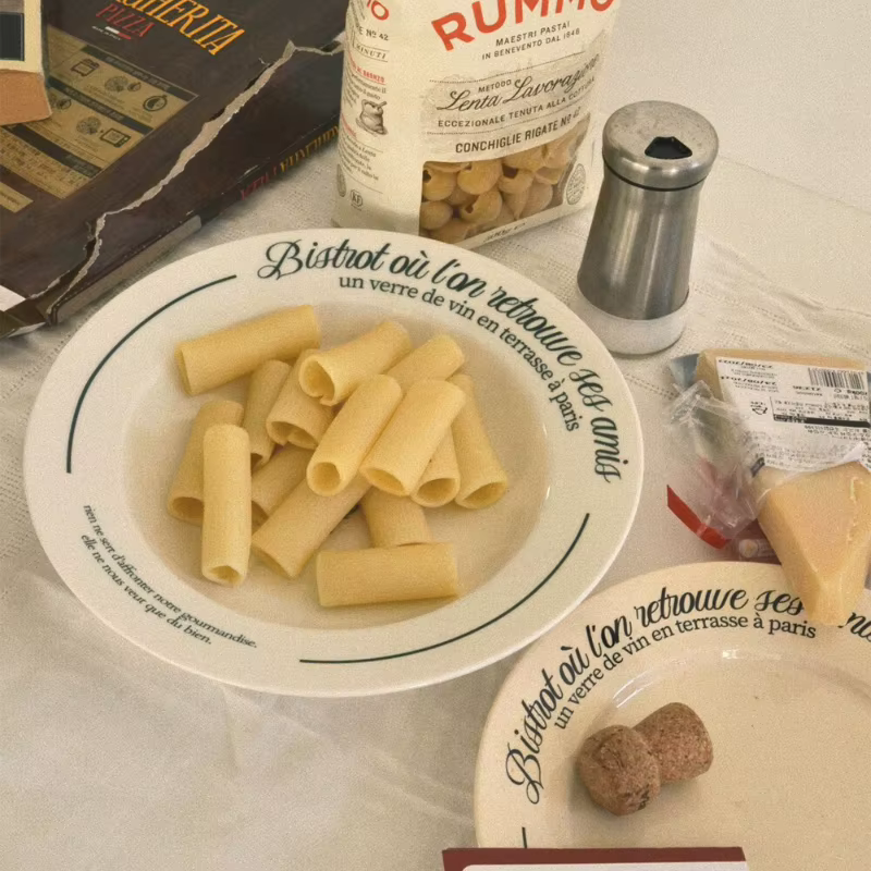 Assiette à manger occidentale en céramique