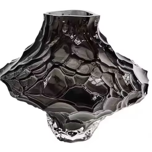 Vase en verre de la vallée nordique