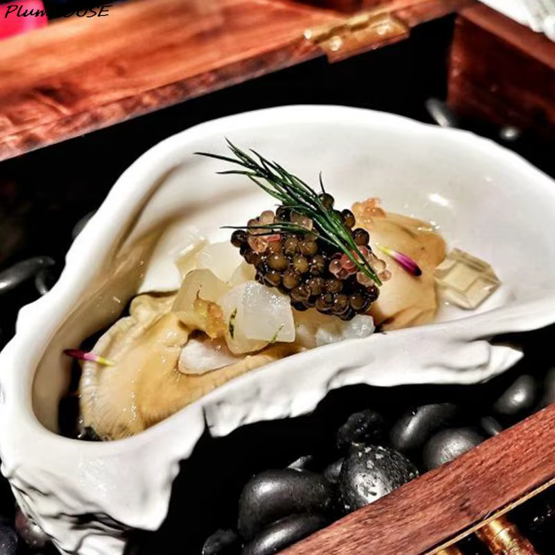 Assiette Irrégulière en Céramique en Forme d'Oyster