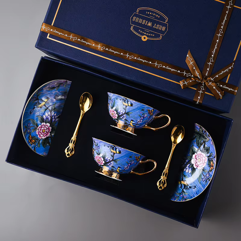 Tasses à café en céramique à motif d'oiseau européen