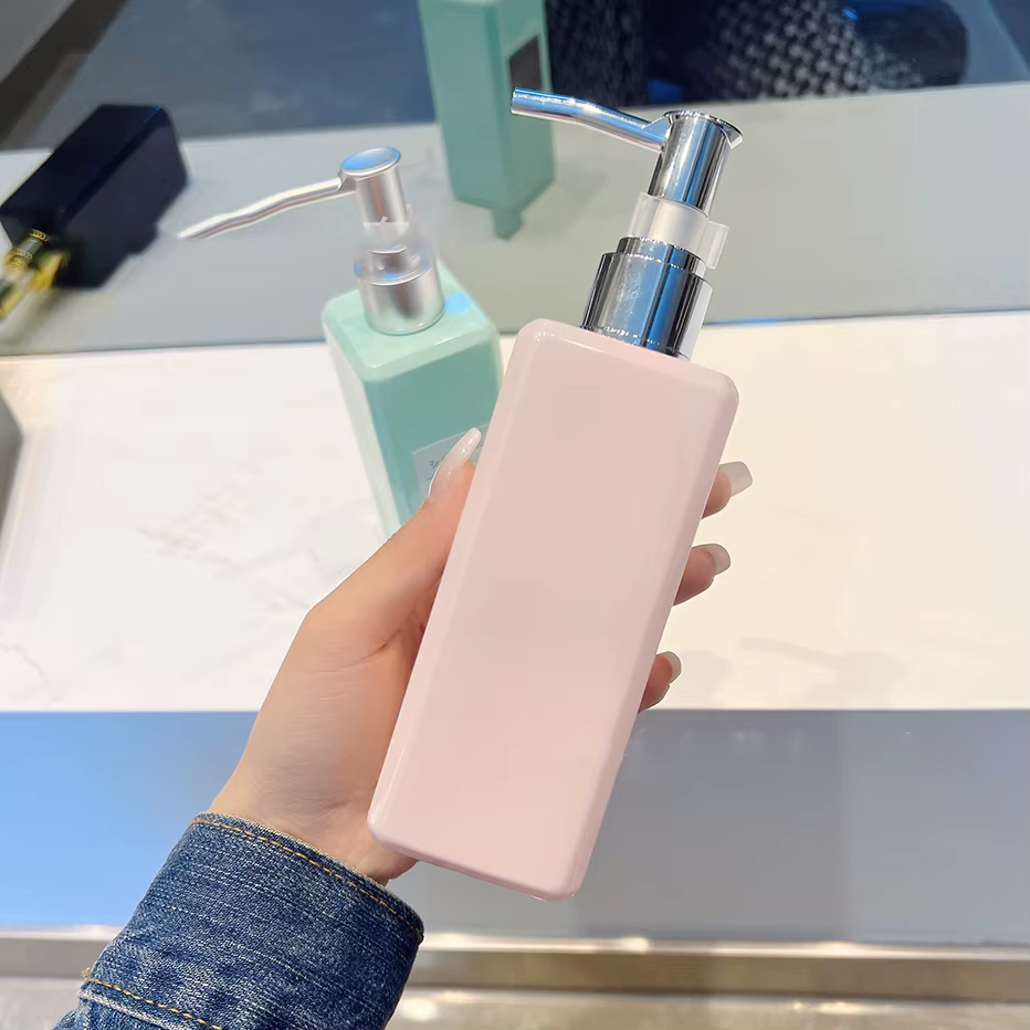 Distributeur liquide de Regina