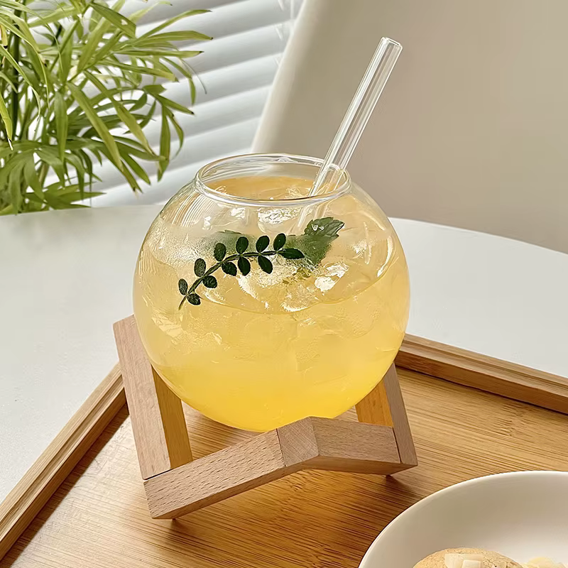 Tasse en verre sphérique créative avec support en bois