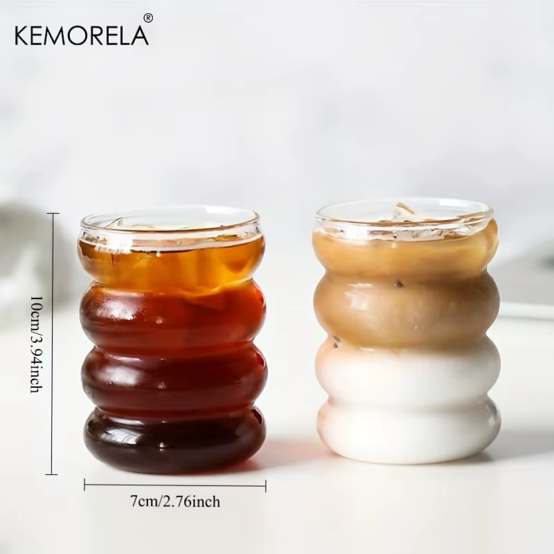 1/2 pièces de tasses ondulées avec pailles adaptées au café glacé