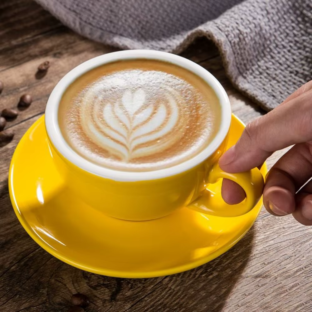 Tasse à café minimaliste en céramique de 220ml