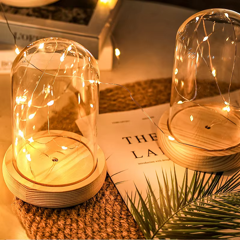 Dôme en verre Base en bois avec lumière LED