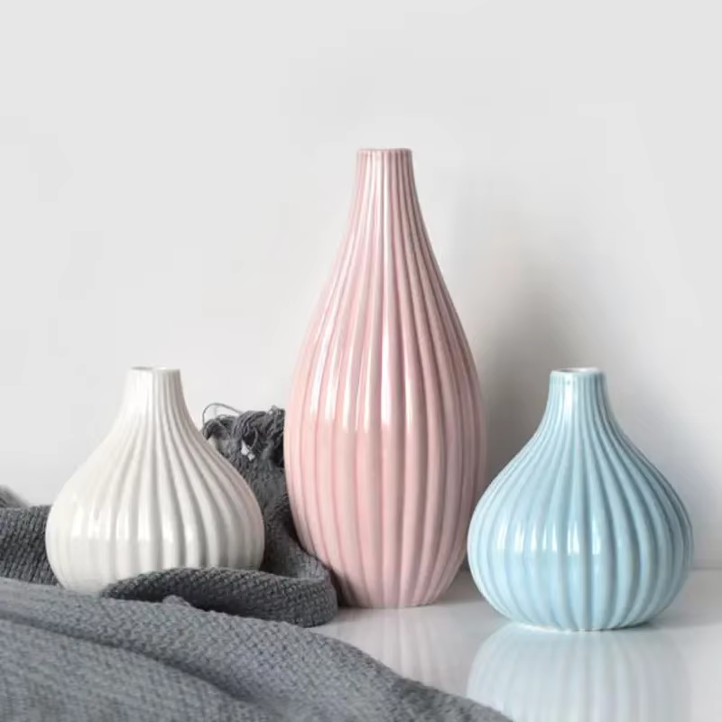 Vase à fleurs européen en céramique