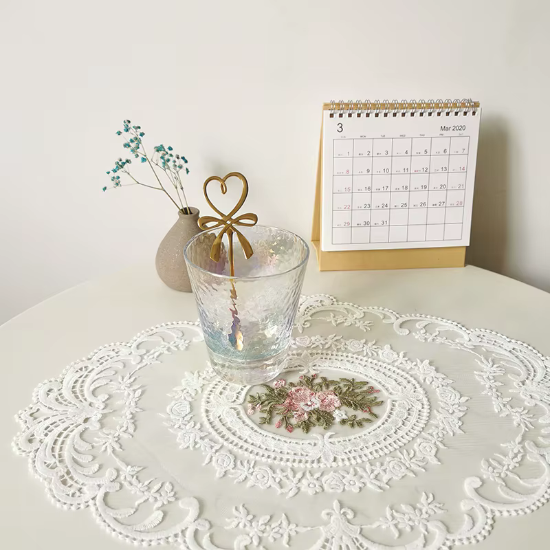 Nappe de Table Vintage en dentelle