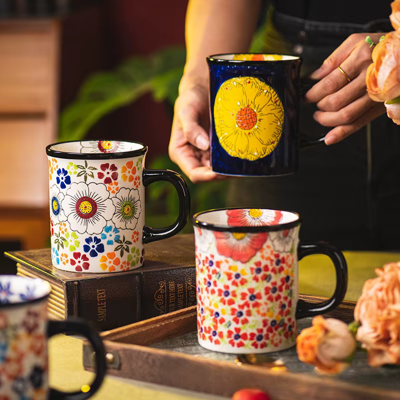 Tasse en céramique Vintage à la main fleur
