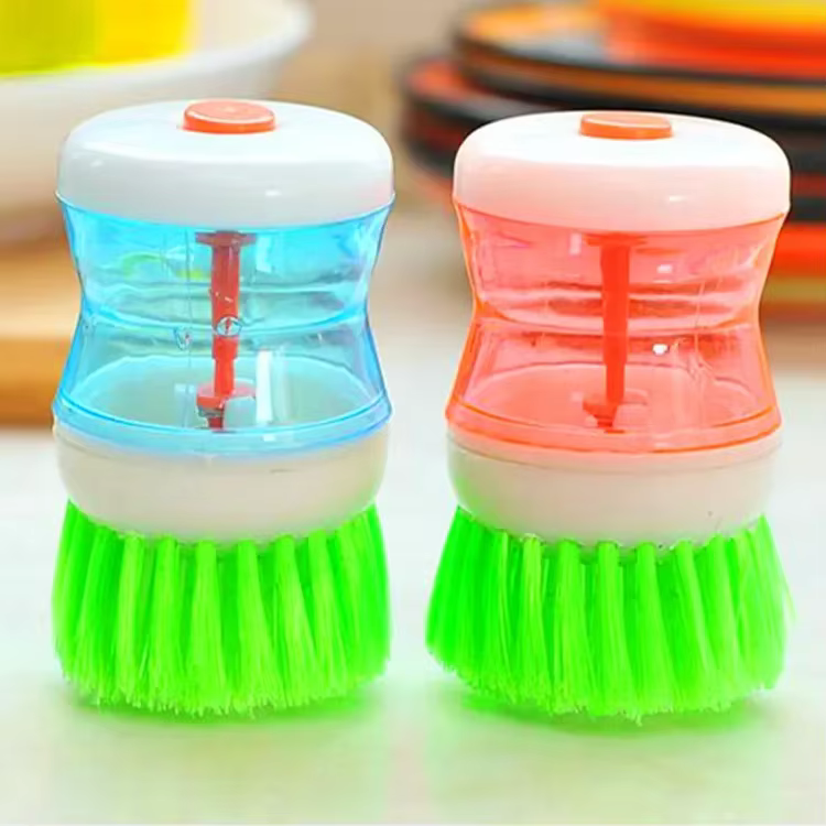 Brosse à vaisselle de cuisine avec distributeur Regina