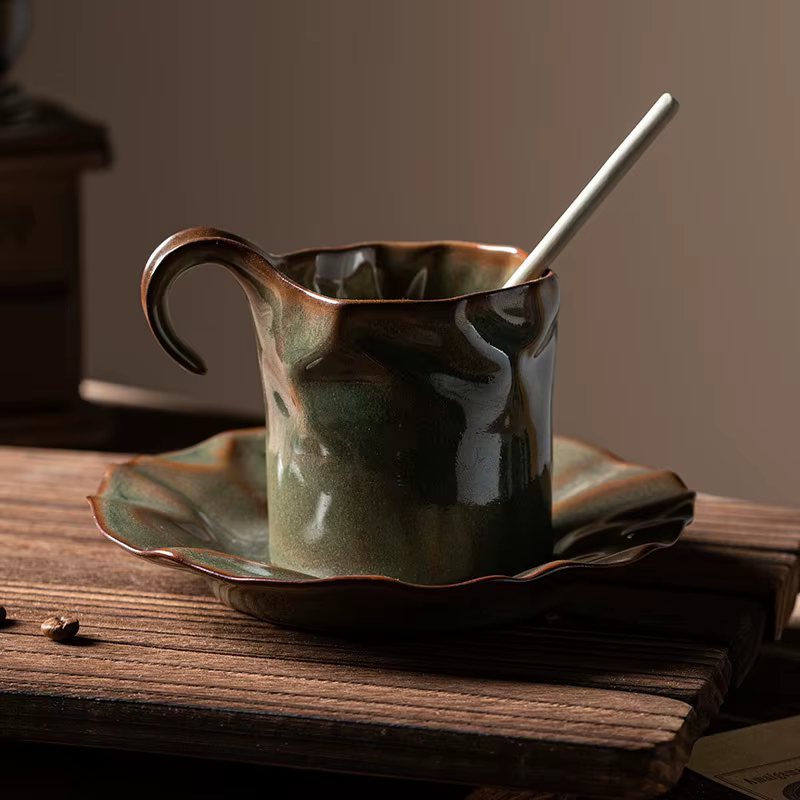 Tasse à café en céramique plissée de luxe léger japonais et ensemble S/05 er