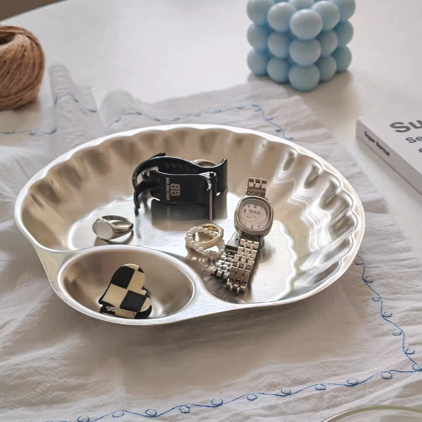 Assiette décorative en forme de coquille rétro française