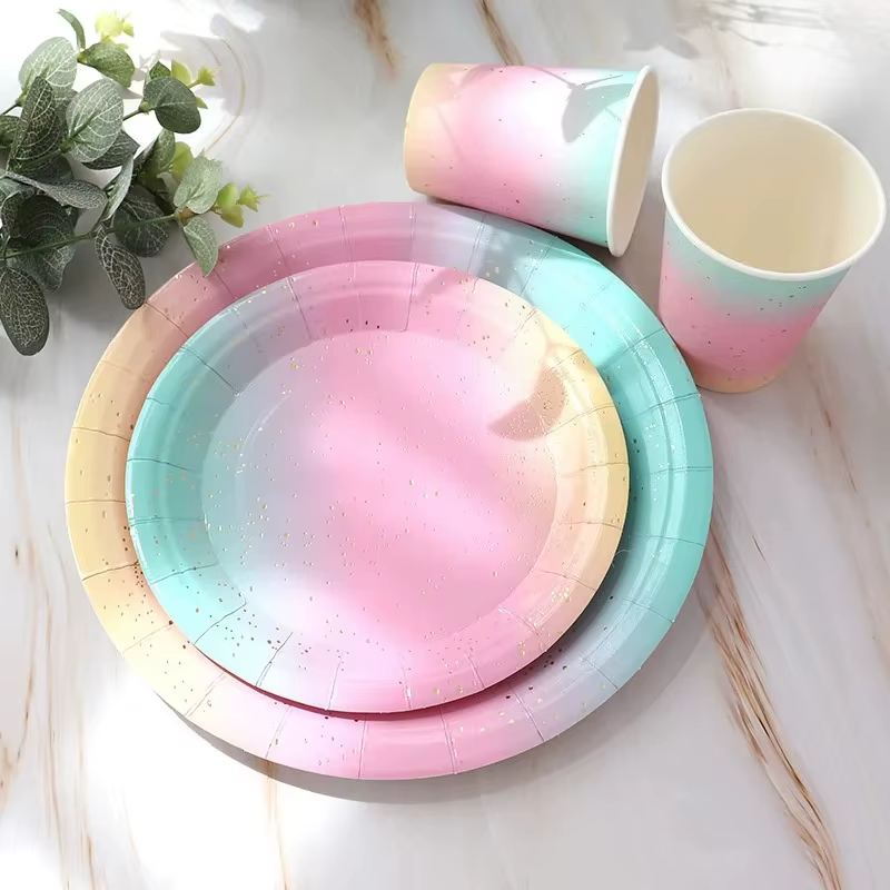 Ensemble de vaisselle Macaron arc-en-ciel pour fête d'anniversaire