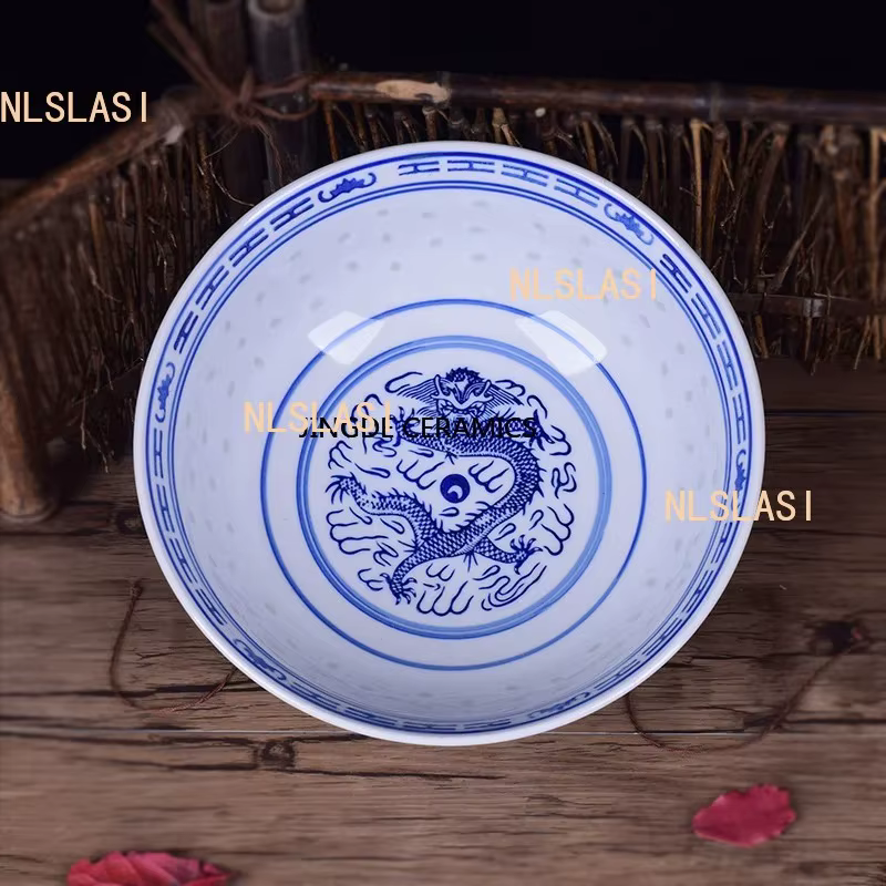 Filles à soupe ramen en porcelaine bleu et blanc