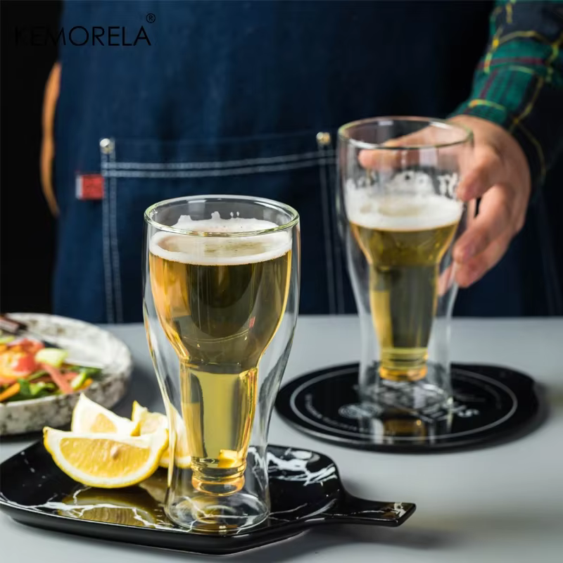 Bouteille de vin créative modèle tasse en verre