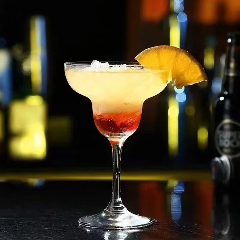 Verre à Cocktail triangulaire Martini