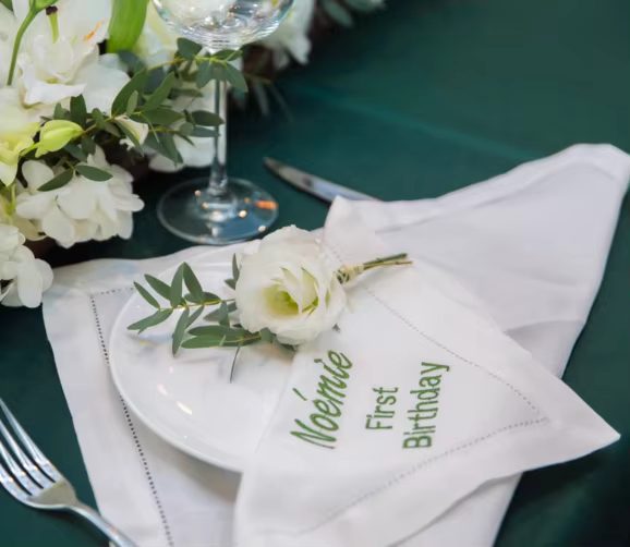 Ensemble de serviettes de table avec logo personnalisable de qualité supérieure