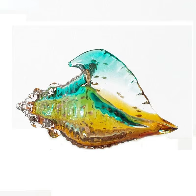 Statue de coquille colorée en verre Transparent