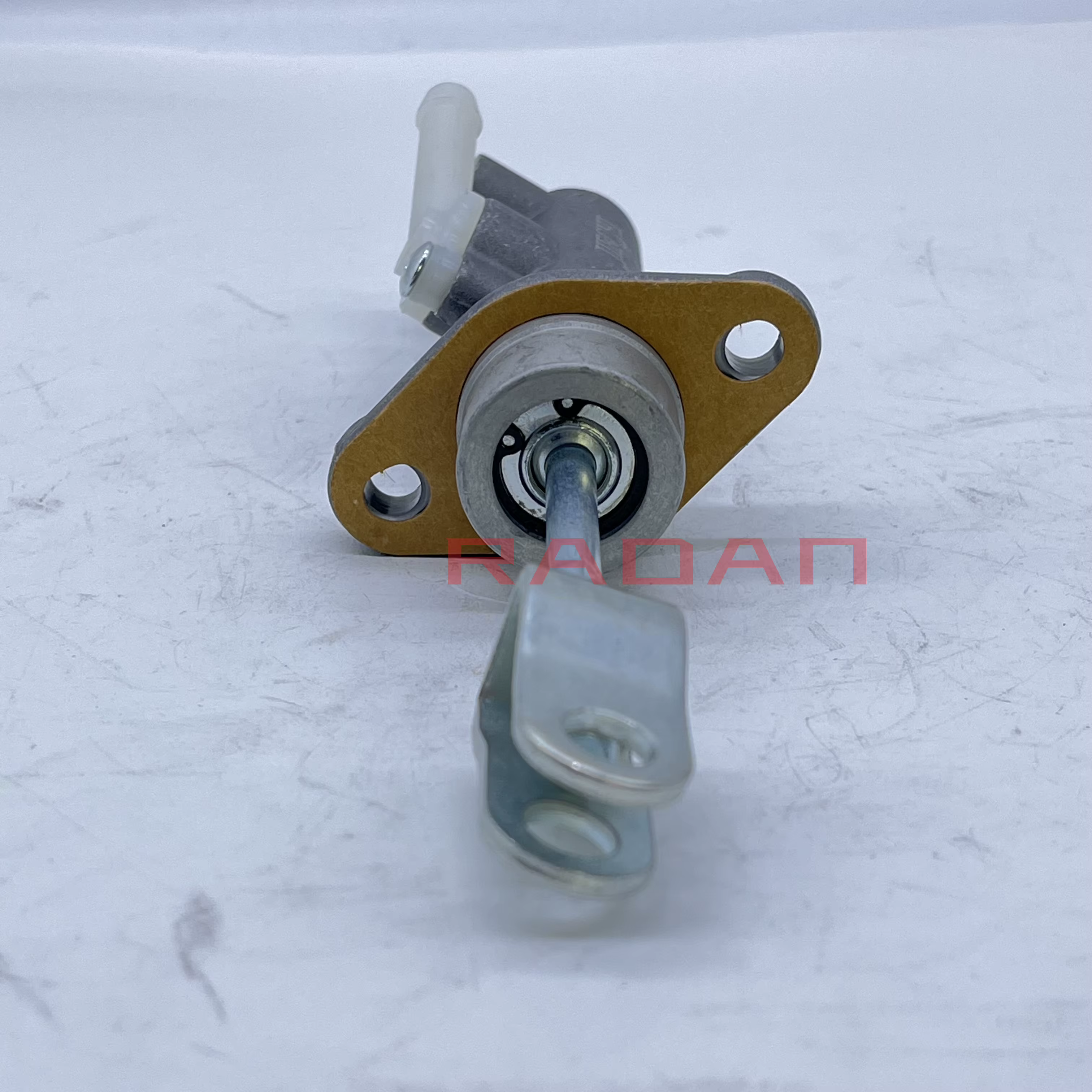 Intervalles de maître d'embrayage pour MG ightMG 350