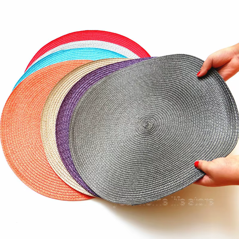 Ensemble de sets de table ronds