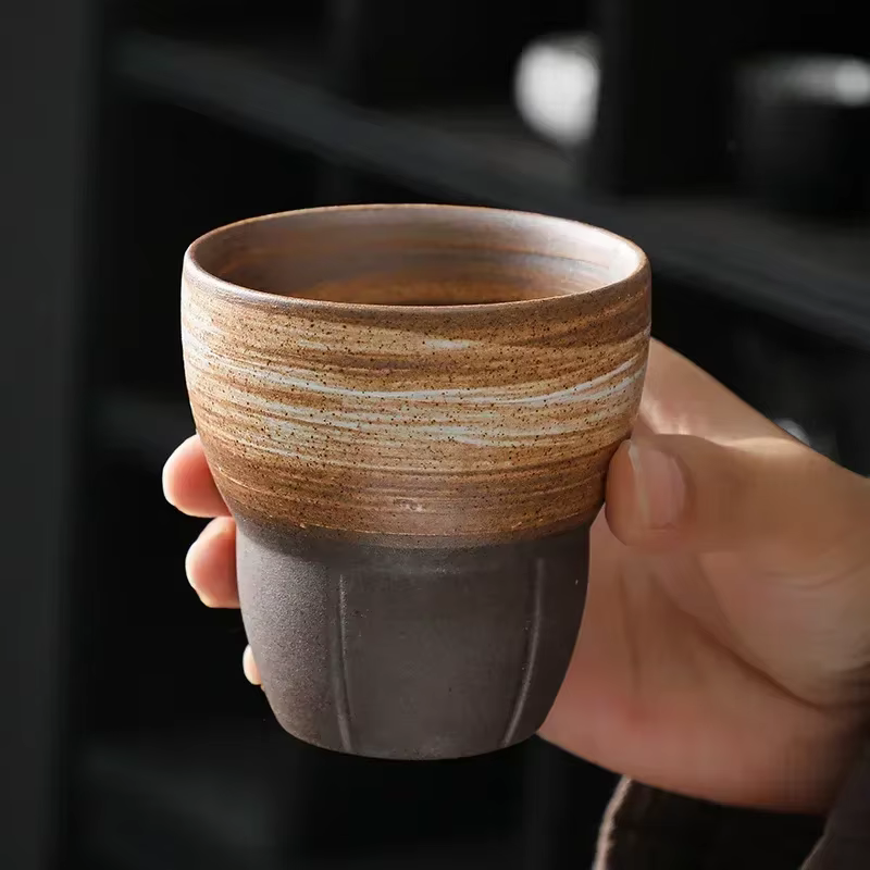 Tasse à café expresso en poterie grossière de style japonais