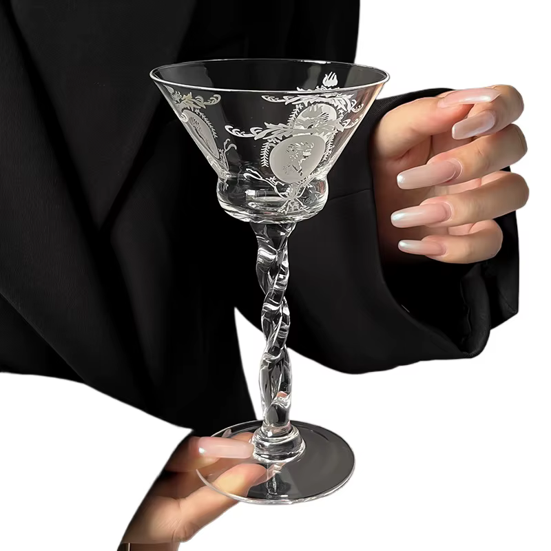 Verre à Cocktail à tige torsadée créative, gobelet en cristal de Style féerique pour boissons froides, présentation de fête, verre à vin inspiré de INS