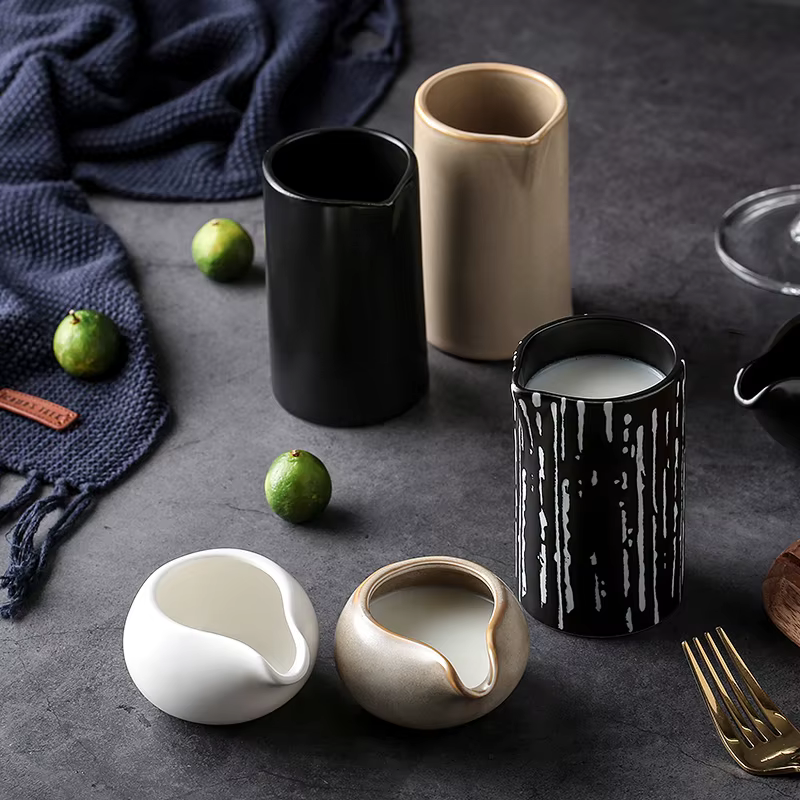 Pot en céramique de style européen