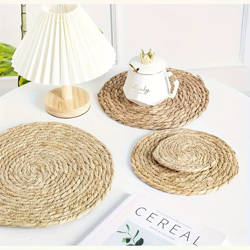 Ensemble de sets de napperons ronds en rotin