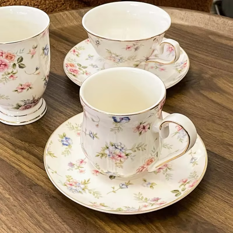 Ensemble de tasses à café en céramique