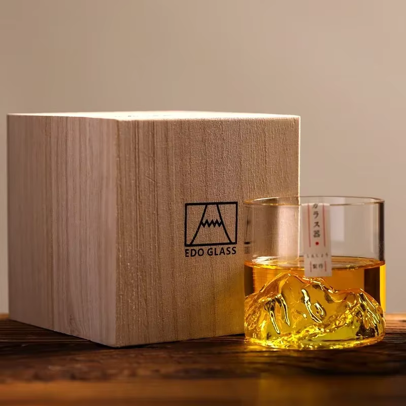 Verre à whisky japonais à l'ancienne