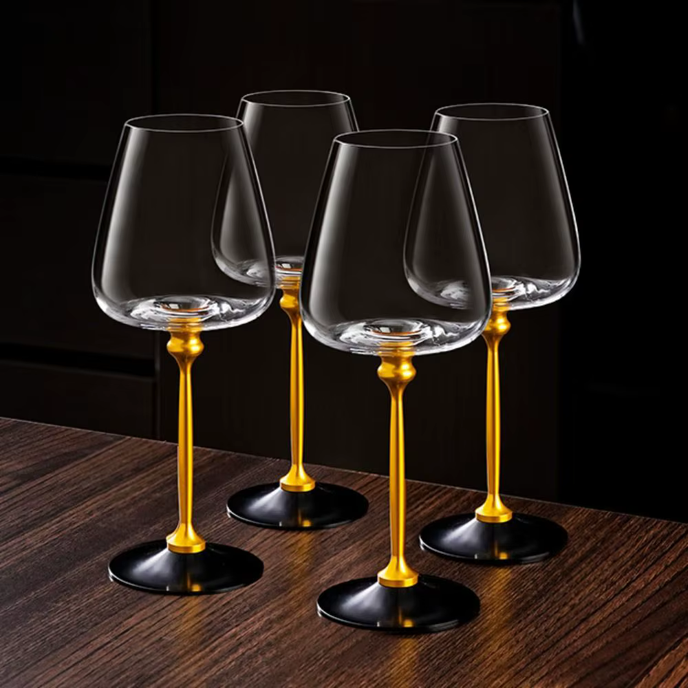 Verres à vin rotatifs uniques en verre transparent 500 ml