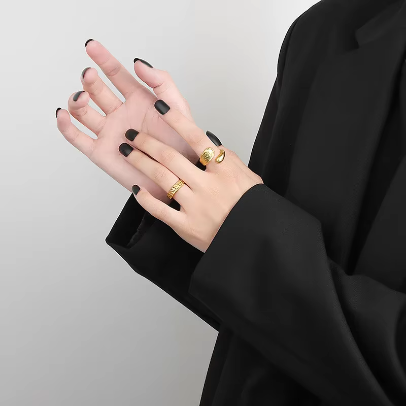 Bagues couleur argent pour femmes, tendance, Simple, ligne de mode, anneaux redimensionnables croisés, accessoires de bijoux tendance 2025