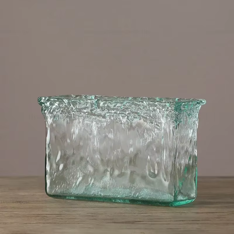 Vase en verre écologique fait à la main