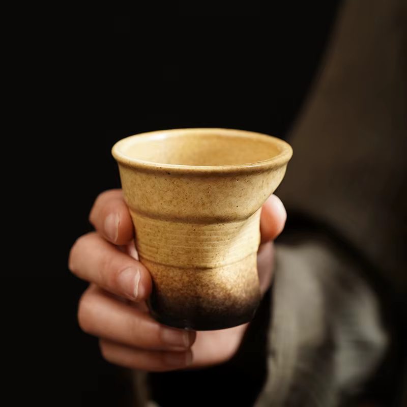 Mini tasse à café irrégulière créative de 3/6oz