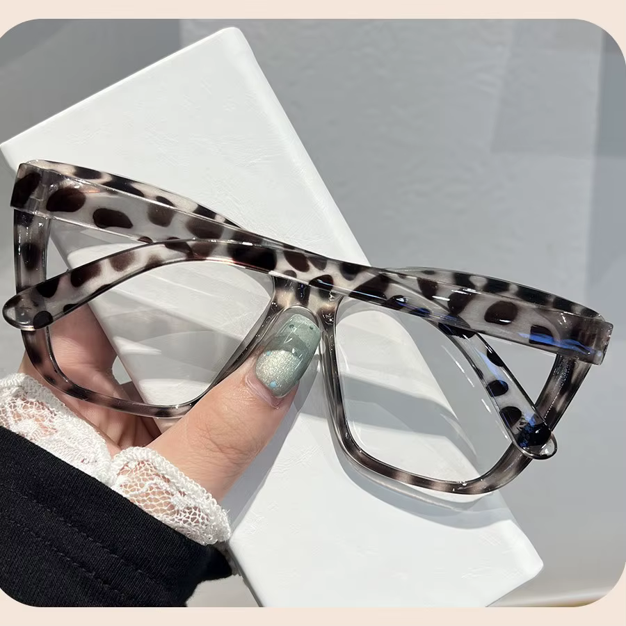 Lunettes transparentes efficaces, unies, à grande monture, surdimensionnées pour un usage quotidien, paramètres professionnels, temps d'écran