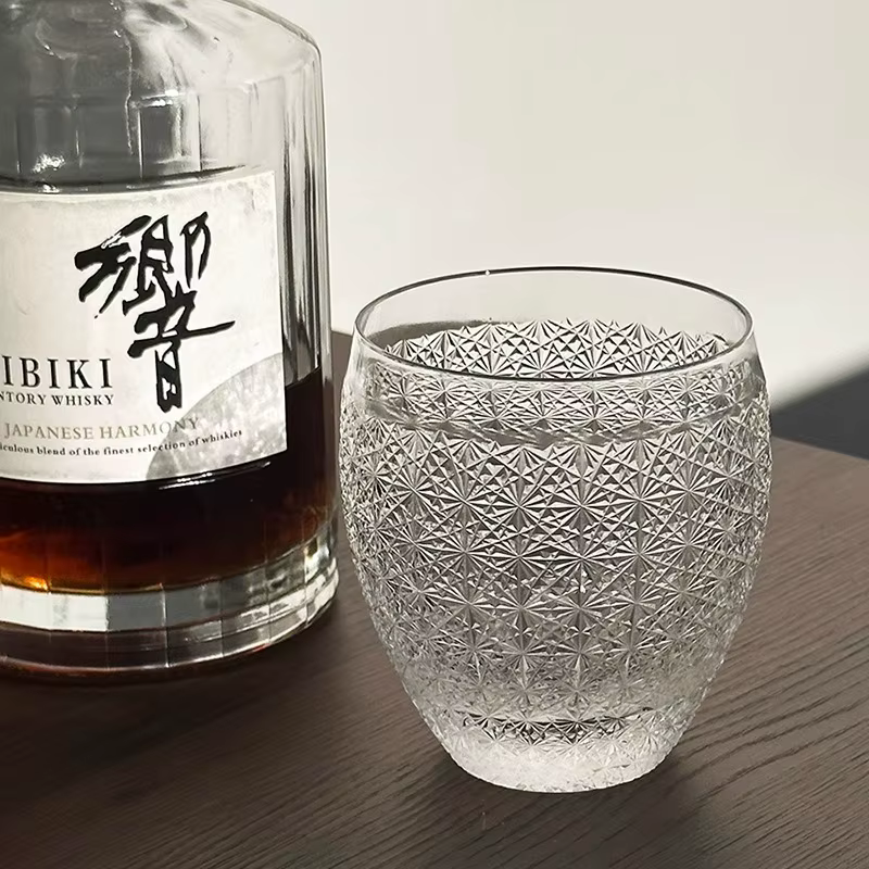 Tasse en verre de cristal gypsophile avec boîte en bois