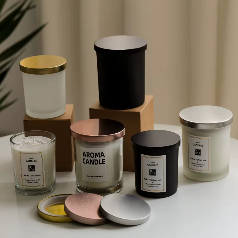 Bougeoirs en verre avec supports d'aromathérapie en métal