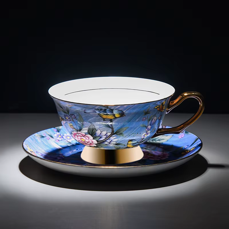 Tasses à café en céramique à motif d'oiseau européen