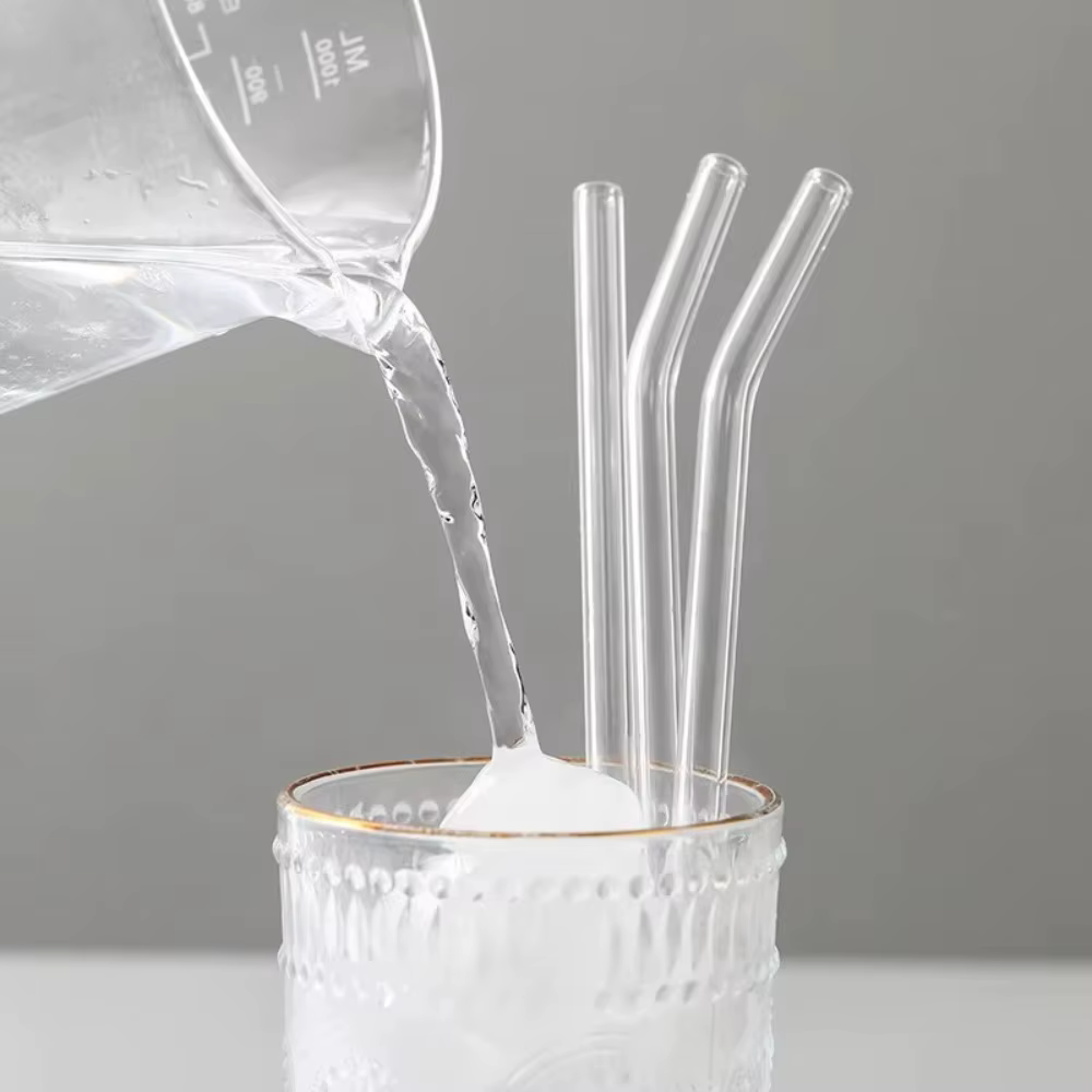 Ensemble de pailles en verre