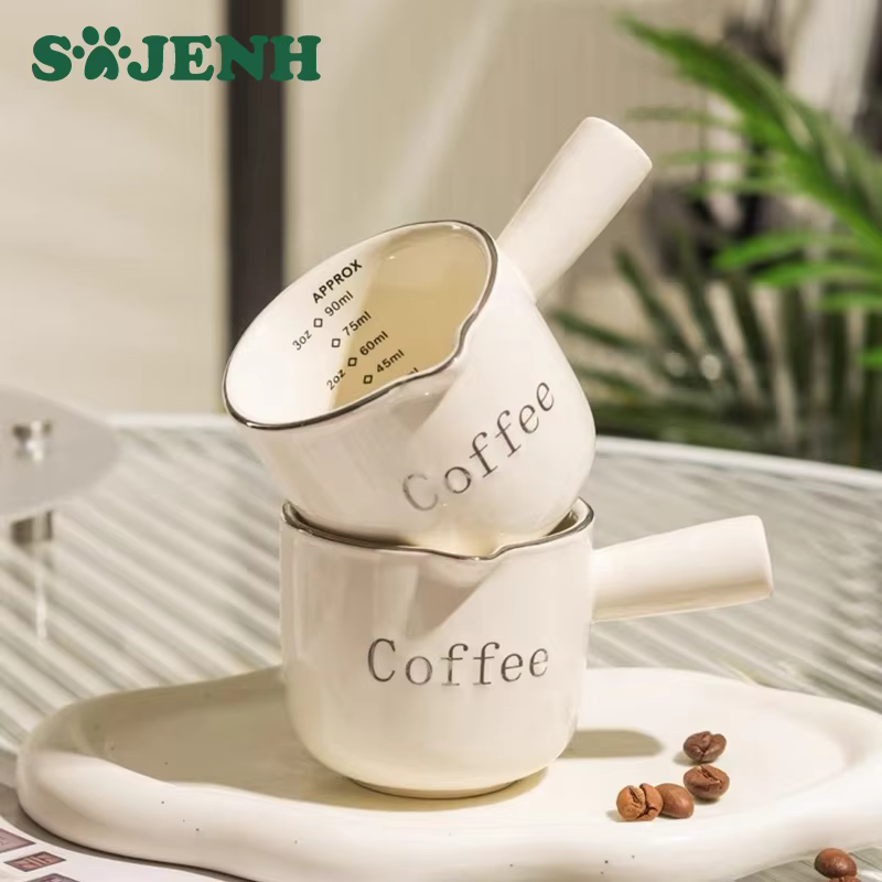 Tasse à mesurer à café en céramique